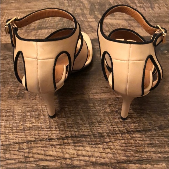 Givenchy Thong Sandals - Picture 3 of 5
